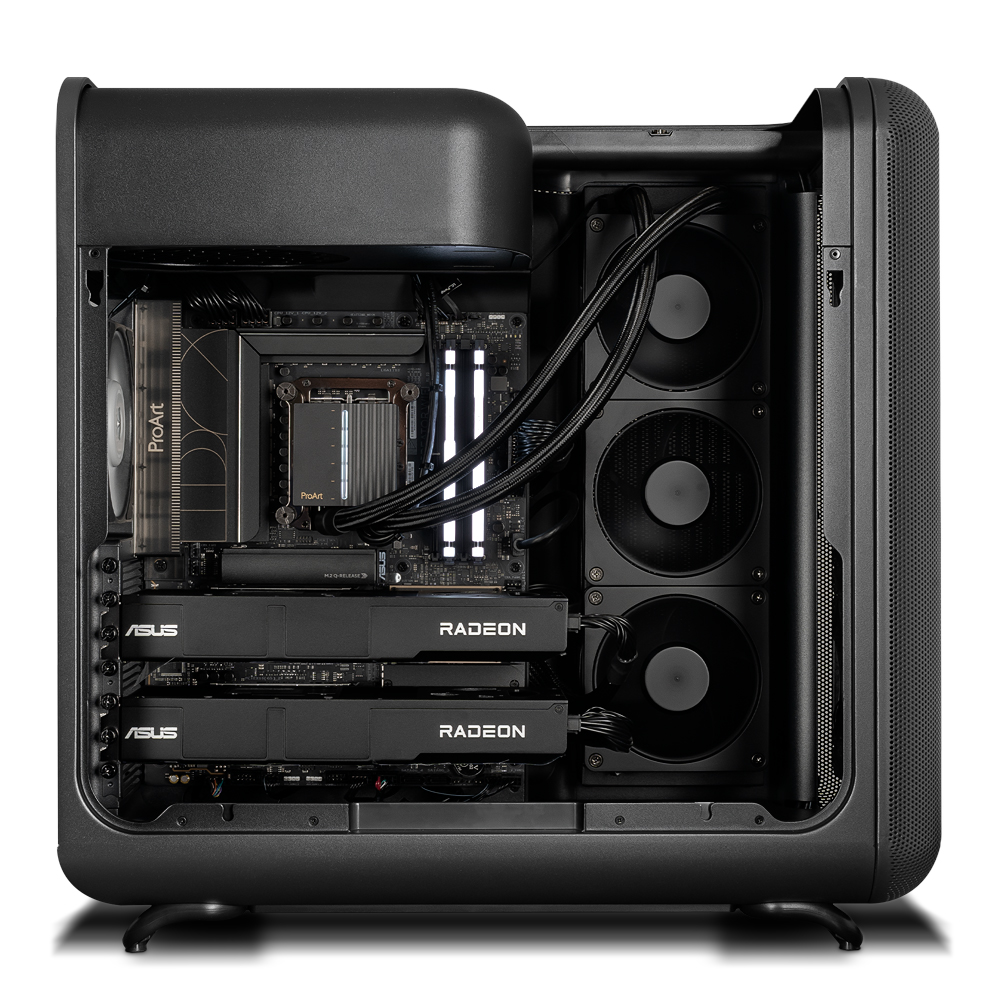 Interior real del equipo Quantum con dos tarjetas Radeon AI PRO